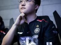 爱游戏-Uzi关键节点挺进下一轮，RNG带队取胜！的简单介绍