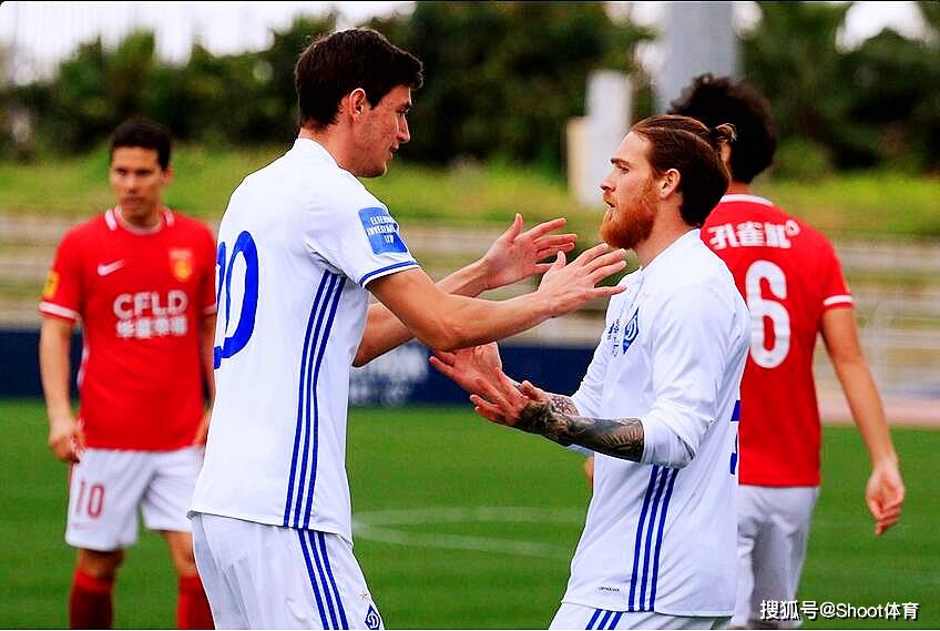 包含今夜体能课后,比利亚雷亚尔豪取连胜备战荷甲,压力陡增,球探报告显示潜力的词条 包含今夜体能课后,比利亚雷亚尔豪取连胜备战荷甲,压力陡增,球探报告显示潜力的词条